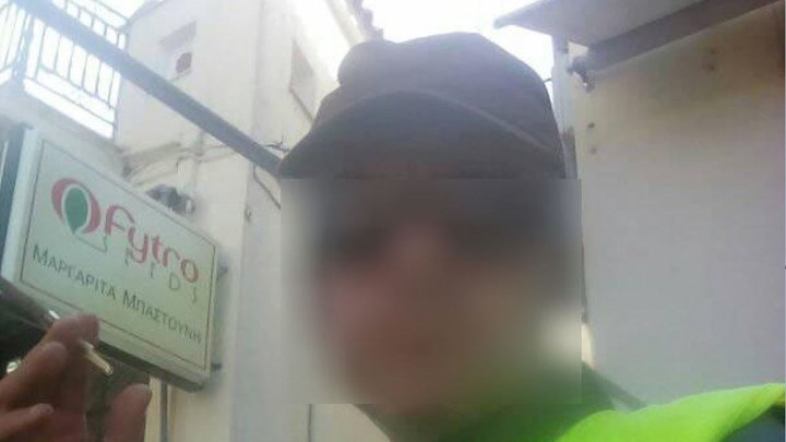 Θα με σκότωνε κι εμένα – Συγκλονίζει η μάνα του φονιά που έκαψε τον πατριό του στη Μάνη – ΒΙΝΤΕΟ