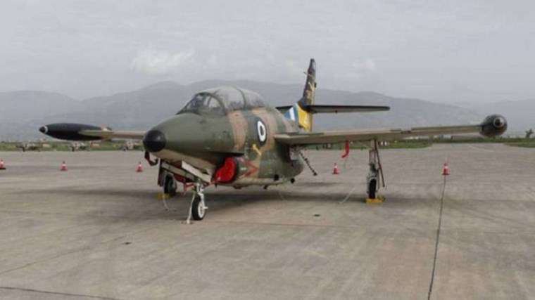 Καλά στην υγεία τους οι πιλότοι του αεροσκάφους που συνετρίβη – ΤΩΡΑ