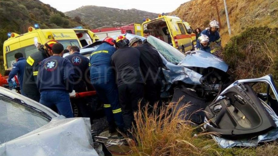 Συγκλονίζουν οι φωτογραφίες από το πολύνεκρο τροχαίο στην Κρήτη