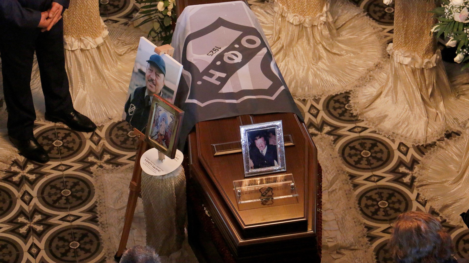 Ήταν κύριος – Η άγνωστη ιστορία για τον Γκέραρντ που αποκάλυψε ο ιερέας στην κηδεία του