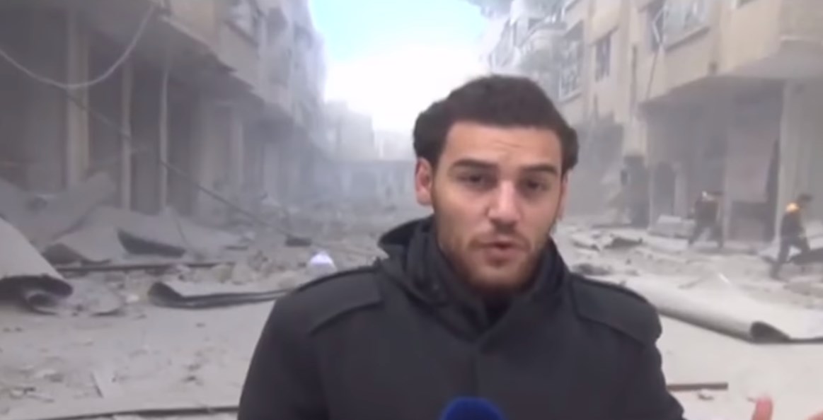 Η στιγμή που δημοσιογράφος τραυματίζεται κατά τη διάρκεια του ρεπορτάζ – ΒΙΝΤΕΟ