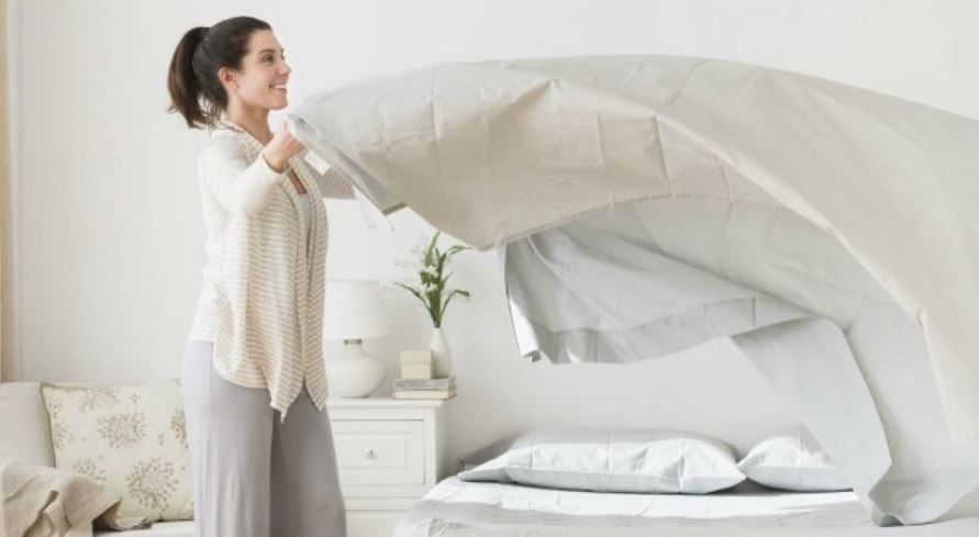 Τα δύο πιο συχνά λάθη που κάνετε στο στρώσιμο του κρεβατιού σας