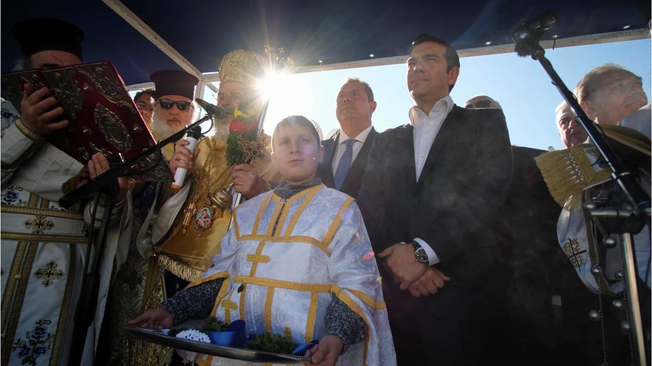 Τσίπρας προς Καλύμνιους: Δίνετε τη μάχη να κρατήσετε τον τόπο όρθιο