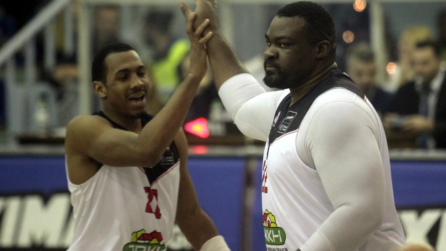 Η επιστροφή του “Big Sofo” στο παρκέ- ΦΩΤΟ