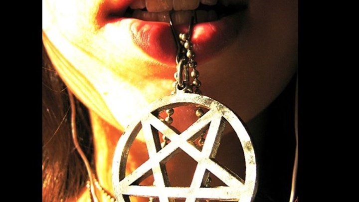 Τα φρικτά εγκλήματα στον βωμό του Σατανά που συγκλόνισαν την Ελλάδα – ΒΙΝΤΕΟ