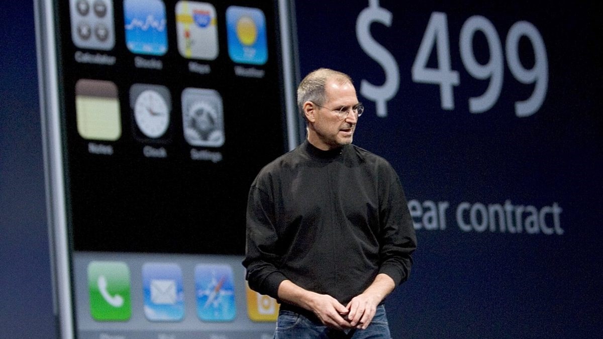 Αφιέρωμα enikos.gr: 11 χρόνια από τα αποκαλυπτήρια του πρώτου iPhone – Πώς ο Στιβ Τζομπς έφερε την επανάσταση στα smartphones – ΦΩΤΟ – ΒΙΝΤΕΟ