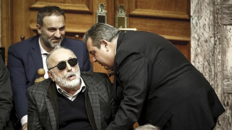 Μήνυση κατά Καμμένου-Κουρουμπλή από απόστρατο αξιωματικό του Πολεμικού Ναυτικού