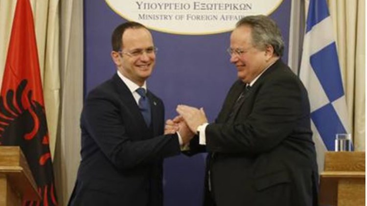 Προκαλεί ο Αλβανός υπουργός Εξωτερικών: Θέτει θέμα Τσαμουριάς – Πώς απάντησε το ελληνικό ΥΠΕΞ – ΒΙΝΤΕΟ