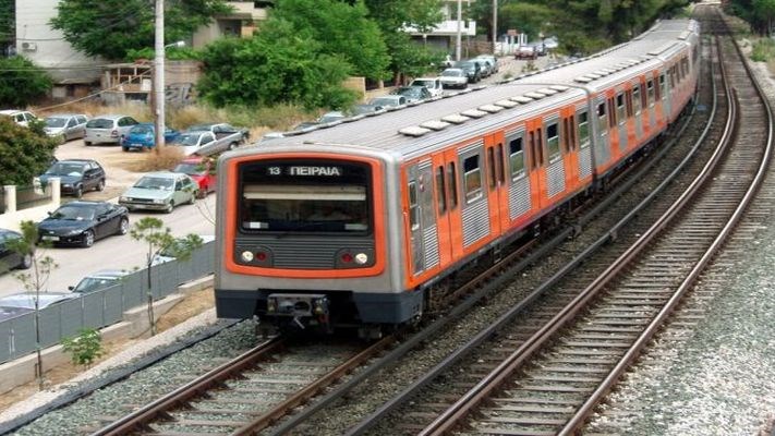 Σας ενδιαφέρει: Στάση εργασίας σήμερα στον Ηλεκτρικό – 24ωρη απεργία τη Δευτέρα