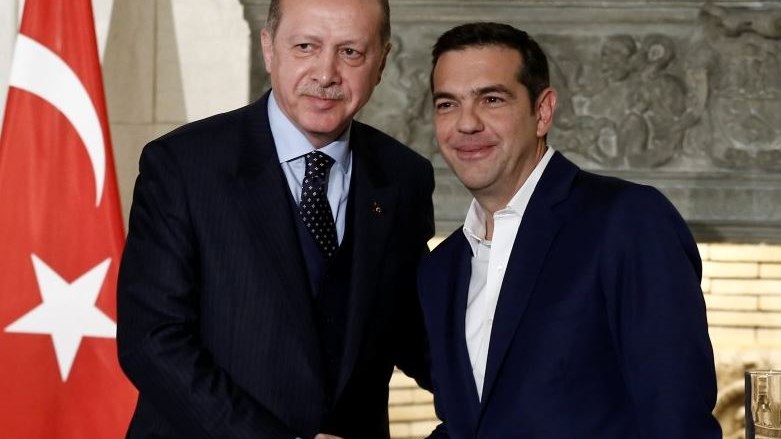 To Spiegel για τους 8 Τούρκους στρατιωτικούς: Ο Ερντογάν οργίζεται, ο Τσίπρας ακολουθεί