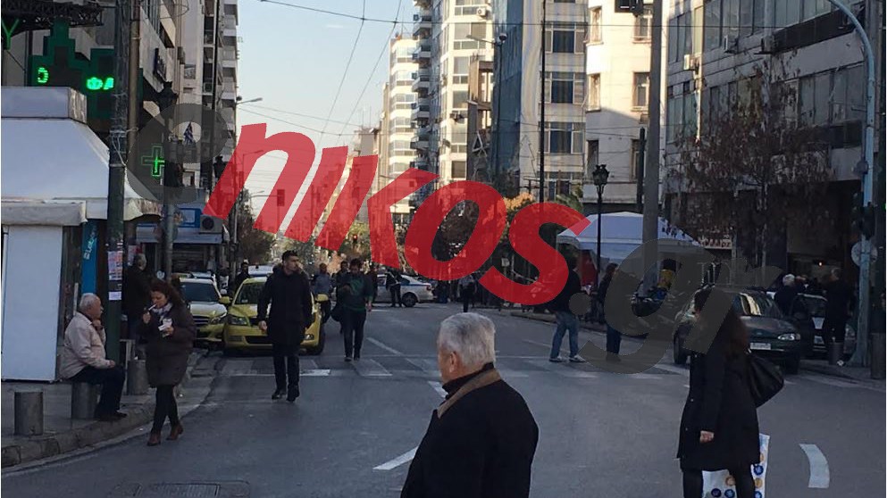 Κλειστή η Πειραιώς στο ύψος της Ομόνοιας- ΦΩΤΟ- ΤΩΡΑ