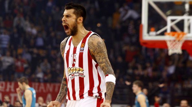 Μπασκόνια – Ολυμπιακός 16-21 (10′)