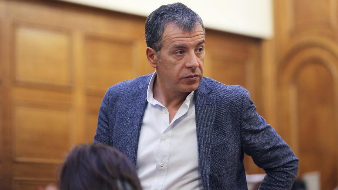 Ο Θεοδωράκης για τον Θοδωρή Μιχόπουλο: Ήταν έντιμος και λεβέντης