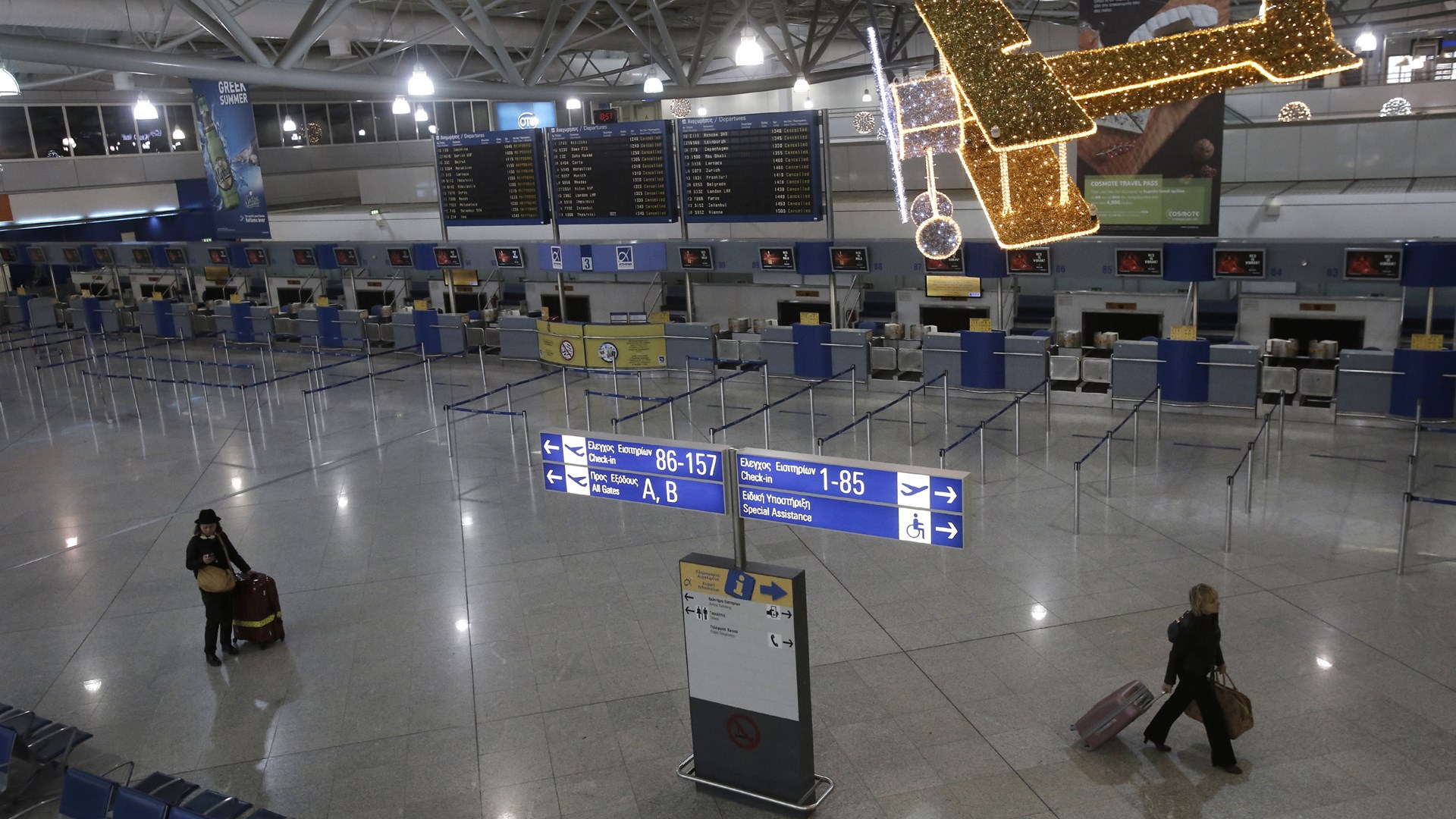 Ακυρώσεις και τροποποιήσεις πτήσεων λόγω στάσης εργασίας των ελεγκτών εναέριας κυκλοφορίας