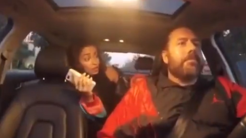 Έξαλλος ταξιτζής, πέταξε την Φουρέιρα έξω από το όχημά του- ΒΙΝΤΕΟ