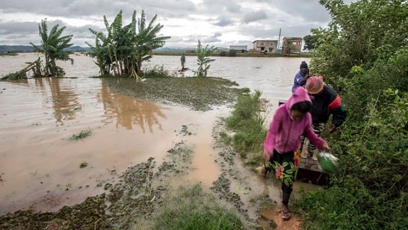 Στους 51 οι νεκροί από τον κυκλώνα στη Μαγαδασκάρη- Δεκάδες αγνοούμενοι, χιλιάδες εγκατέλειψαν τα σπίτια τους- BINTEO