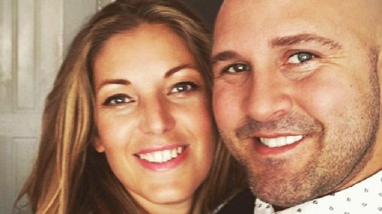 Άκουσε από το τηλέφωνο να μαχαιρώνουν τη σύζυγό του μέχρι θανάτου – ΒΙΝΤΕΟ