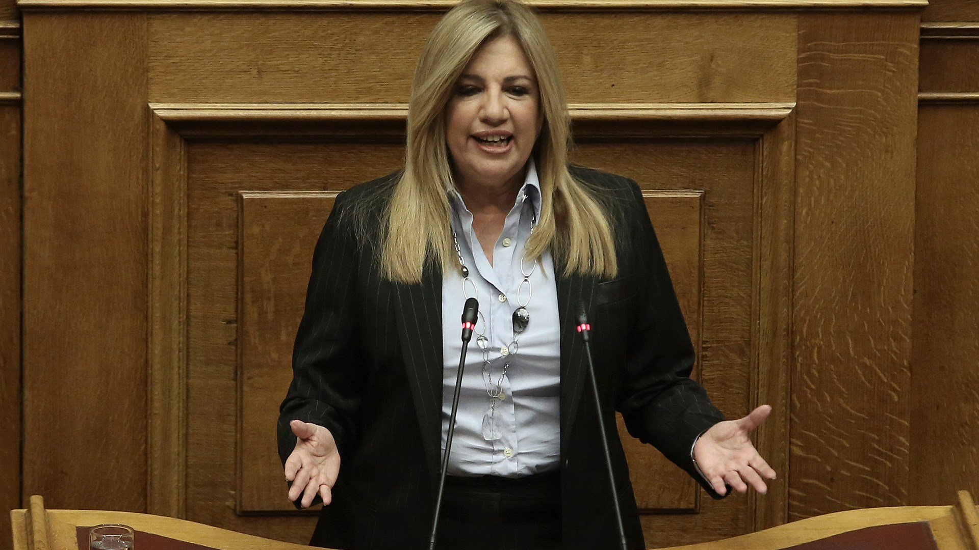 Γεννηματά: Το σύνθημα “ΣΥΡΙΖΑ ή δεξιά”, γίνεται  σήμερα «και ΣΥΡΙΖΑ και Δεξιά» – ΒΙΝΤΕΟ