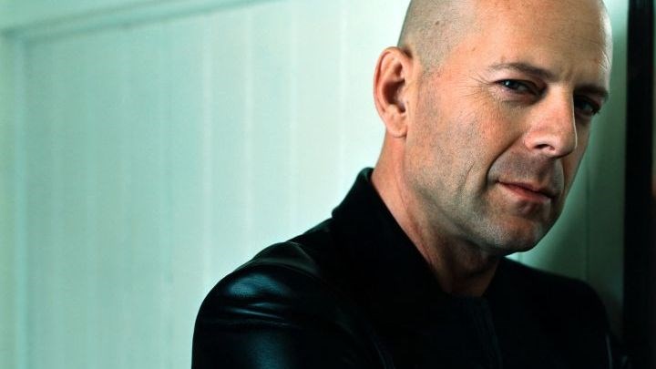 Δείτε τον Μπρους Γουίλις να του κάνει μανικιούρ… η κόρη του – ΦΩΤΟ