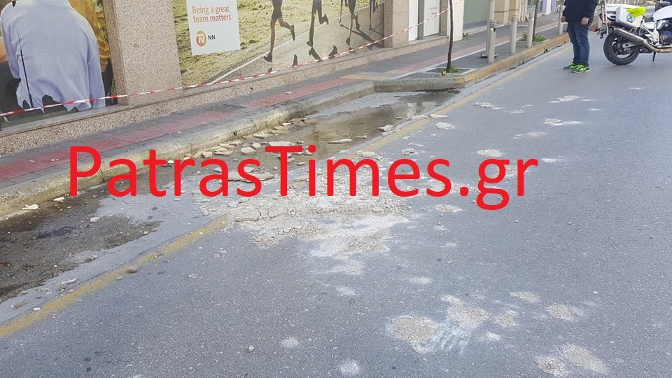 Ξεκόλλησαν σοβάδες και τραυμάτισαν γυναίκα στο κεφάλι- ΦΩΤΟ