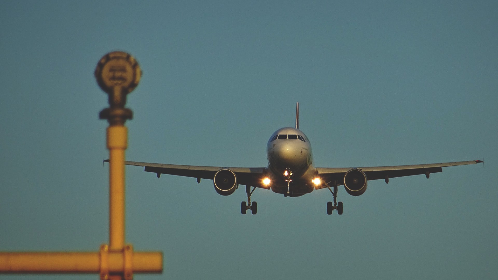 Αναγκαστική προσγείωση αεροσκάφους των Μαλαισιανών Αερογραμμών