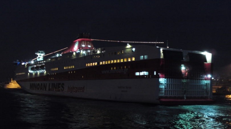 Πρόσκρουση του Φαιστός Παλάς στο λιμάνι Ηρακλείου