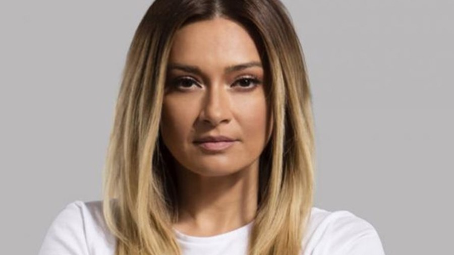 Δύσκολες ώρες για την Αποστολία Ζώη – Πέθανε ο πατέρας της