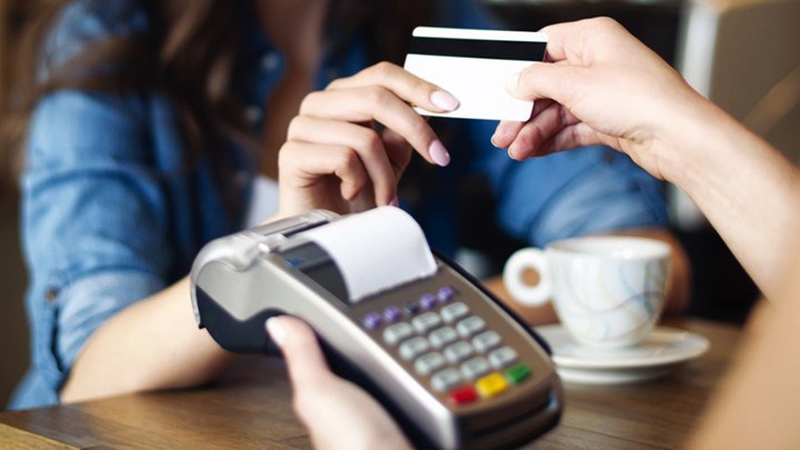 Τα 58 νέα επαγγέλματα που πρέπει να βάλουν POS ως τον Μάρτιο