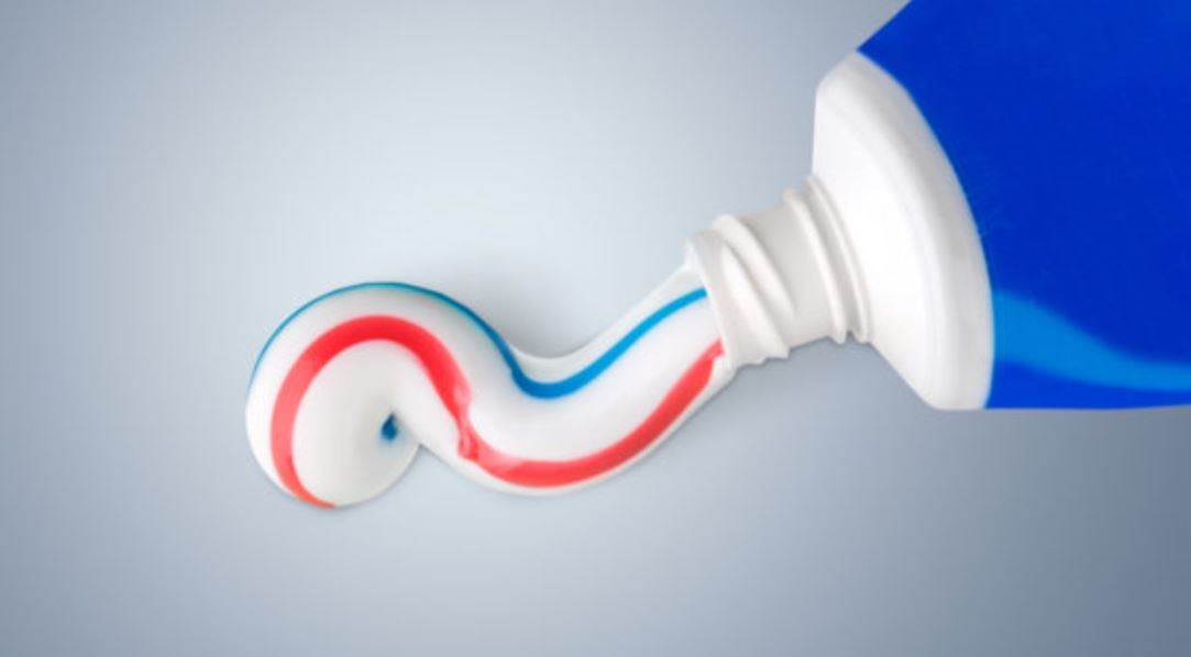 5 λόγοι για να έχετε μια οδοντόκρεμα στην κουζίνα σας