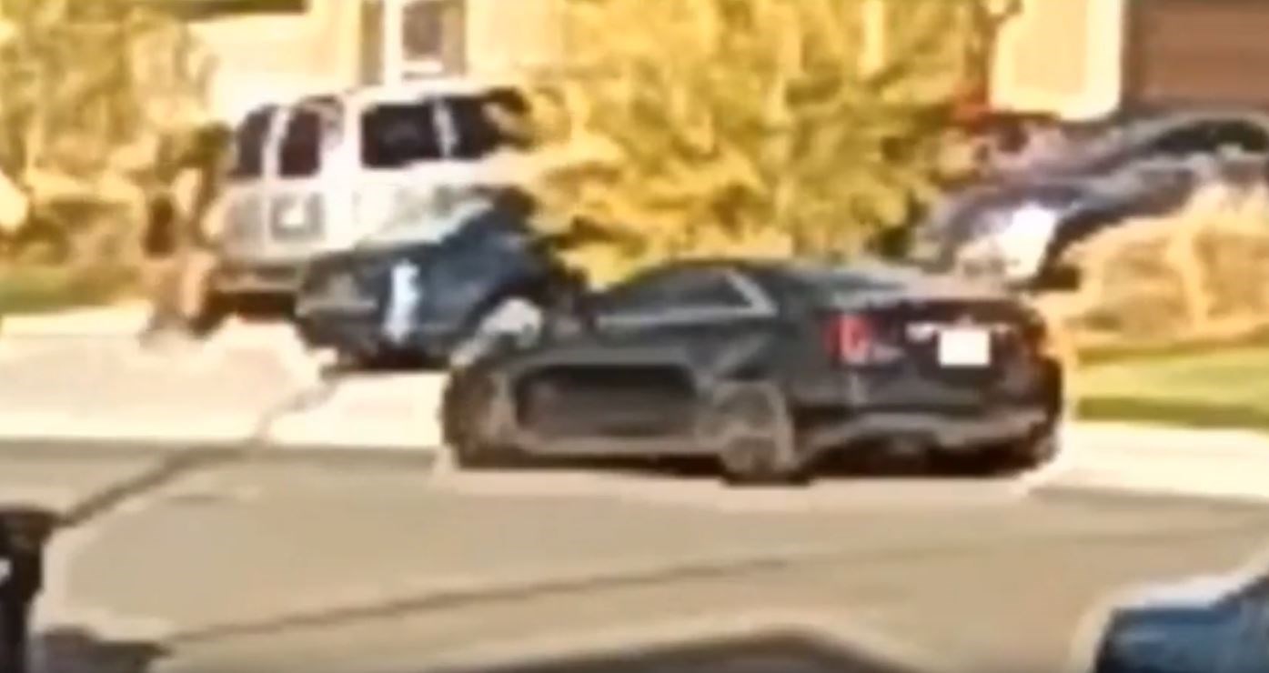 ΒΙΝΤΕΟ- ντοκουμέντο: Η στιγμή που τα 13 παιδιά διασώζονται από το σπίτι – κολαστήριο στην Καλιφόρνια