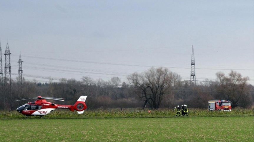 Τραγωδία στον αέρα: Ελικόπτερο συγκρούστηκε με αεροσκάφος στη Γερμανία – Τέσσερις νεκροί – ΦΩΤΟ – ΤΩΡΑ