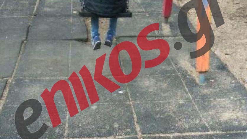 Απαράδεκτες εικόνες σε παιδική χαρά στο Παγκράτι – Σε κίνδυνο τα παιδιά – ΦΩΤΟ αναγνώστη