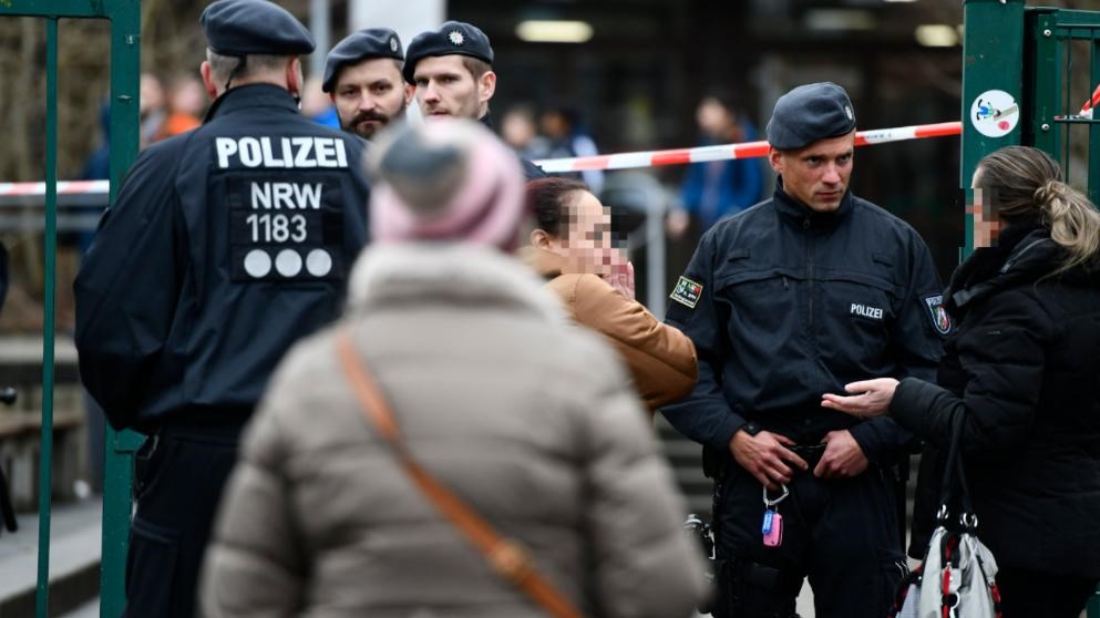 ΣΟΚ – 15χρονος σκότωσε 14χρoνο μέσα στο σχολείο τους μπροστά στα έντρομα μάτια της μάνας του – ΦΩΤΟ – BINTEO