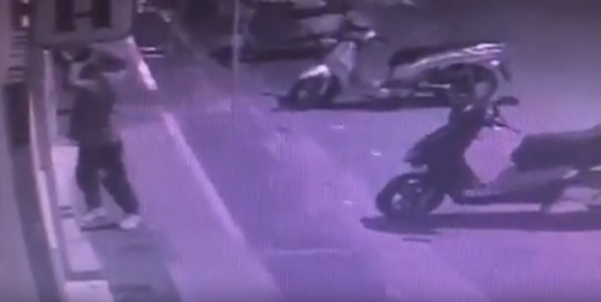 Καρέ καρέ η προσπάθεια διάρρηξης καταστημάτων στην Πάτρα- ΒΙΝΤΕΟ