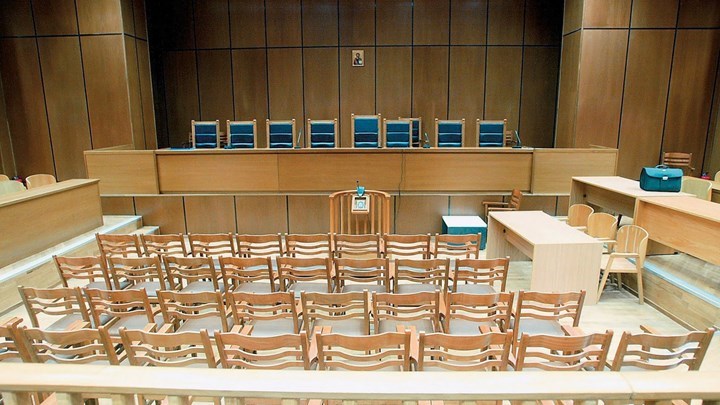 Κατηγορούμενος για τη δολοφονία Ζαφειρόπουλου: “Έδειξε” τον Φλώρο ως ηθικό αυτουργό της απόπειρας δολοφονίας του δικηγόρου Αντωνόπουλου