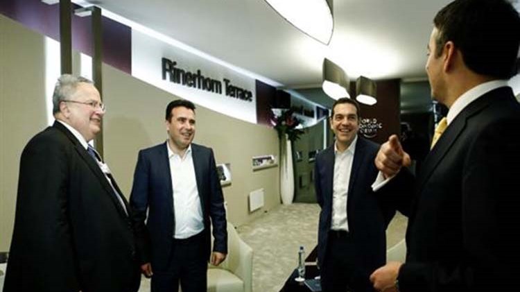 Οι πρώτες συμφωνίες στο Νταβός για το Σκοπιανό – Τα επόμενα βήματα, τα αγκάθια και η προοπτική για συμβιβασμό