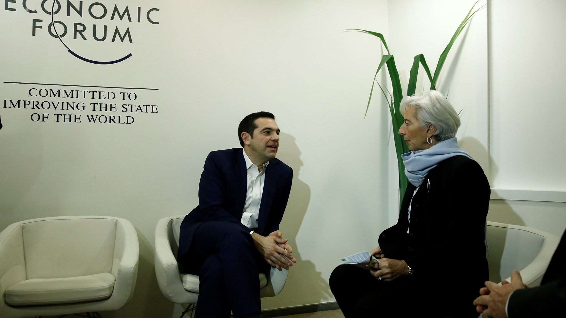 Την εντατικοποίηση των τεχνικών συζητήσεων για την ελάφρυνση του χρέους συμφώνησαν Τσίπρας – Λαγκάρντ