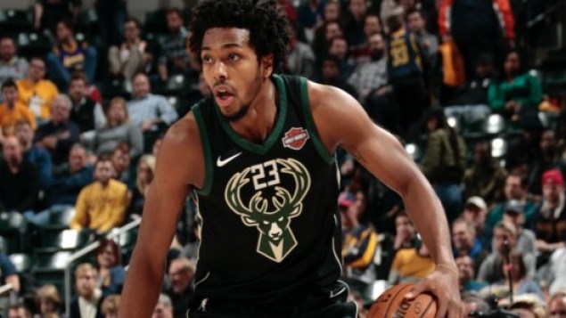 Σοκ στους Μπακς του Αντετοκούνμπο: Για ποιο λόγο συνελήφθη συμπαίκτης του