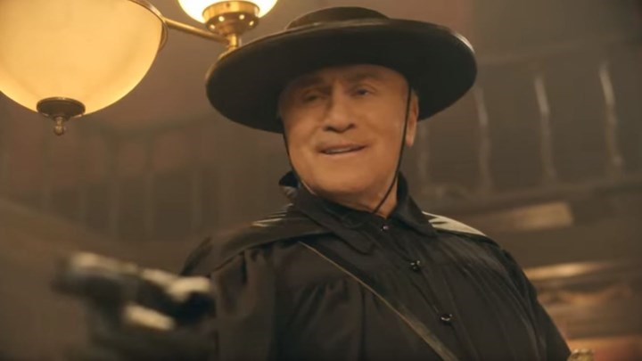 Ξέσπασε «πόλεμος» για τον Ζορό Ψωμιάδη και τον ύμνο της ΝΔ – Αποσύρεται άρον-άρον (ΒΙΝΤΕΟ)