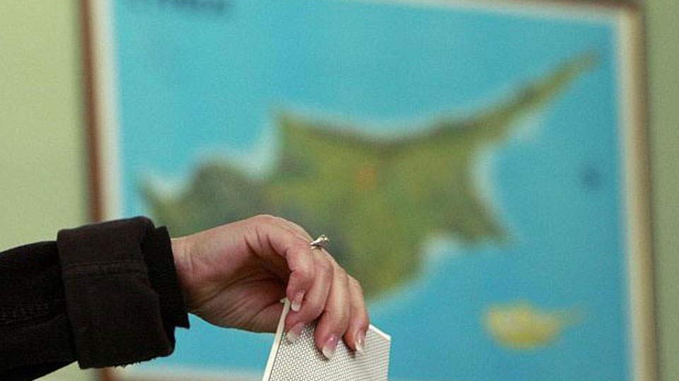 Στις κάλπες σήμερα οι Κύπριοι – Πού θα κριθεί το αποτέλεσμα των προεδρικών εκλογών