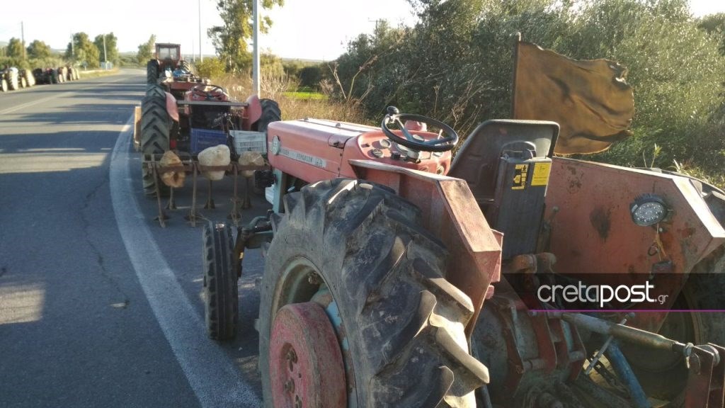 Αγρότες στα Χανιά απέκλεισαν την εθνική οδό – ΦΩΤΟ – ΒΙΝΤΕΟ