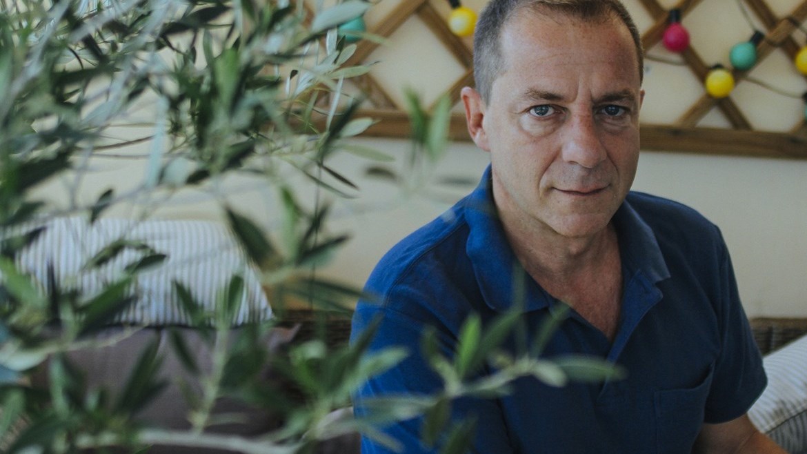 Ο Λιγνάδης «έκλεισε» στον «Βυσσινόκηπο» του Μαρκουλάκη