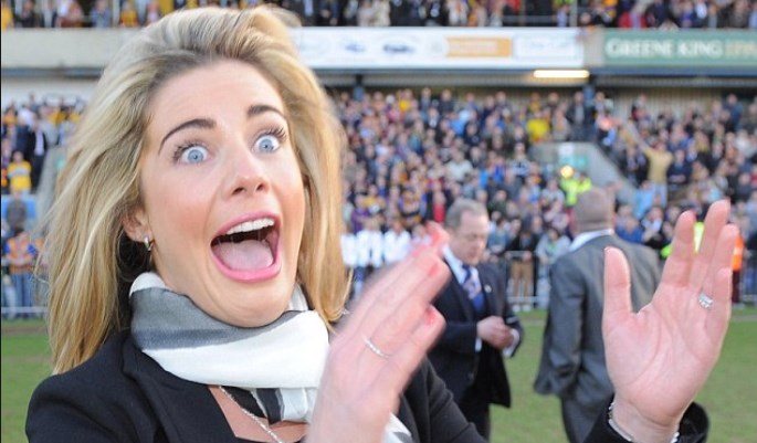 Μία δυναμική γυναίκα στο τιμόνι ποδοσφαιρικής ομάδας