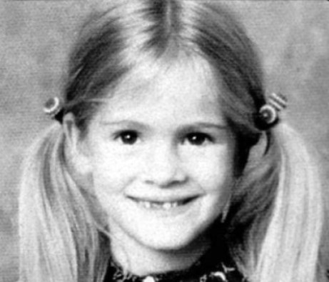 Την αναγνωρίζετε; Θεωρείται μια από τις ομορφότερες γυναίκες του κόσμου – ΦΩΤΟ