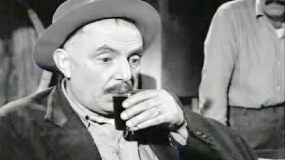 Ο Ορέστης Μακρής ήταν κάτι περισσότερο από ένας ηθοποιός – Γιατί ο Φίνος τον είχε αποκαλέσει κάφρο;