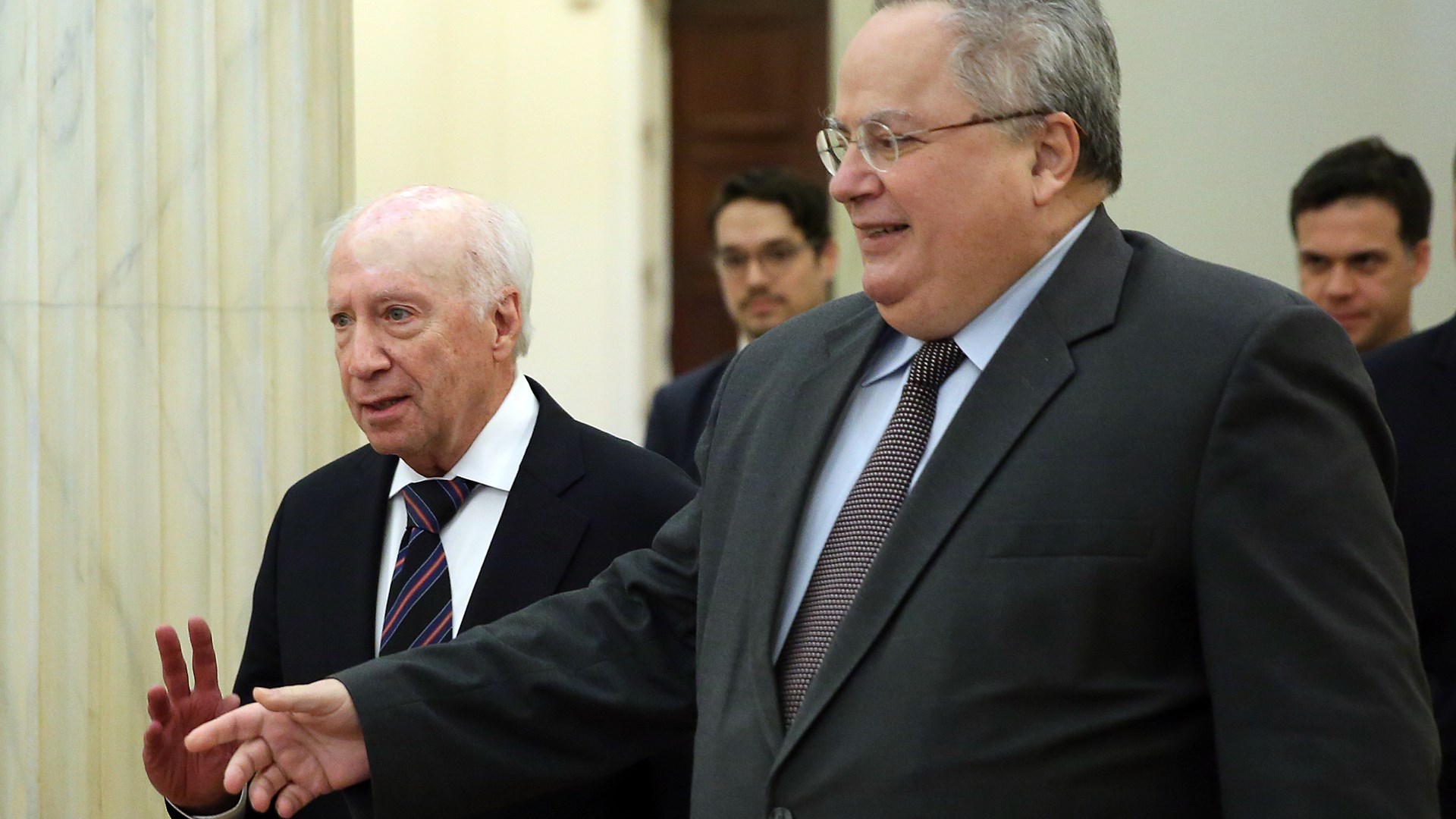 Μήνυμα Νίμιτς μετά τη συνάντηση με Κοτζιά: Τώρα είναι η ώρα των αποφάσεων για το Σκοπιανό – BINTEO