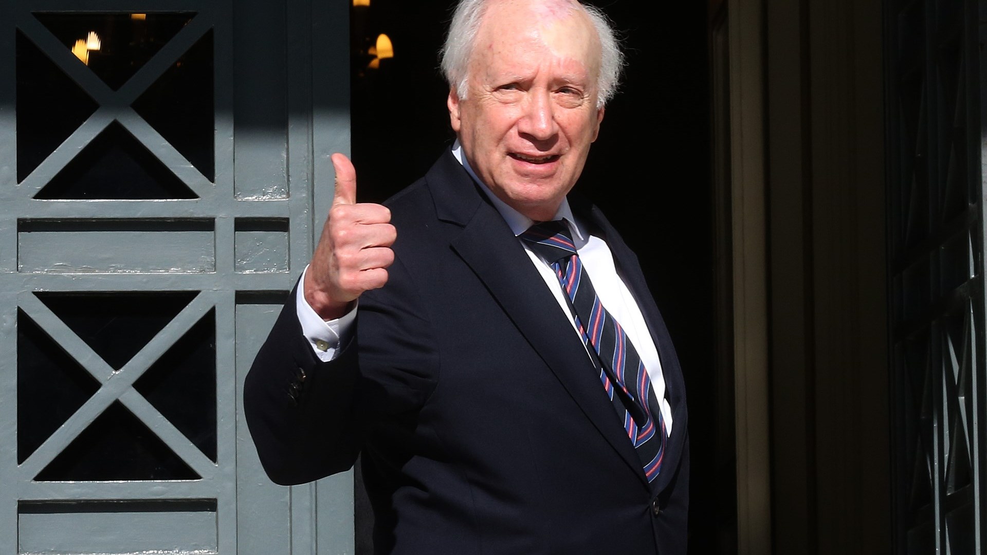 Με τις ελληνικές προτάσεις ο Νίμιτς στα Σκόπια – Οι θέσεις της Αθήνας και η ενόχληση του ΥΠΕΞ της ΠΓΔΜ