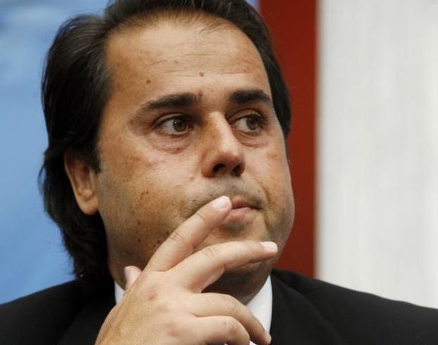 Νέα δίωξη στον Παπασταύρου για απόπειρα απάτης