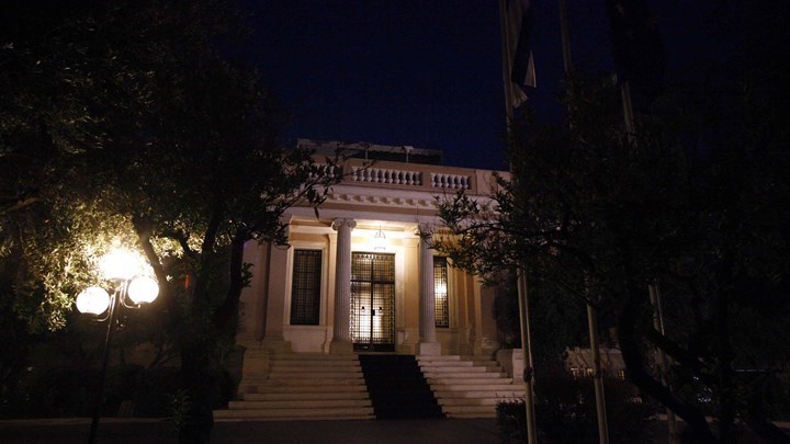 Μαξίμου: Το τελευταίο που ενδιαφέρει τον Μητσοτάκη είναι η ονομασία της ΠΓΔΜ