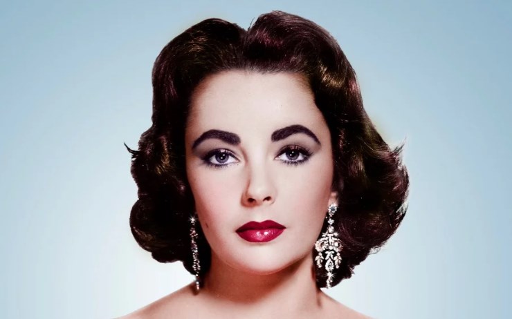 Forbes: Αυτοί είναι οι πιο κερδοφόρoι διάσημοι που δεν βρίσκονται πια εν ζωή